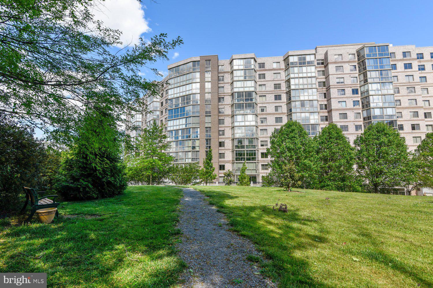 19355 CYPRESS RIDGE TERRACE 206