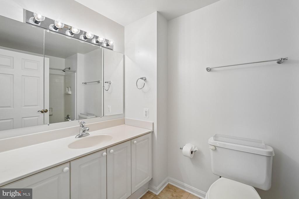 19355 CYPRESS RIDGE TERRACE 206