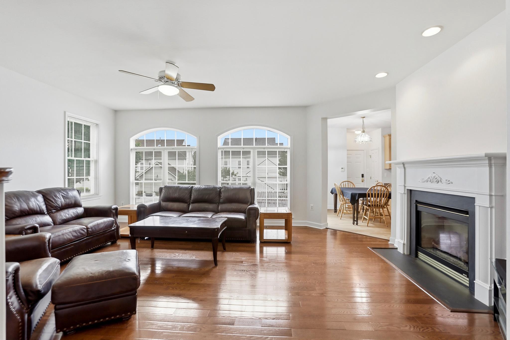 22938 GOLDENROD