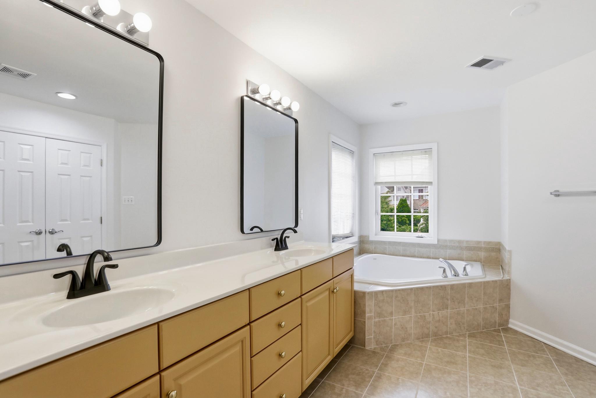 22938 GOLDENROD