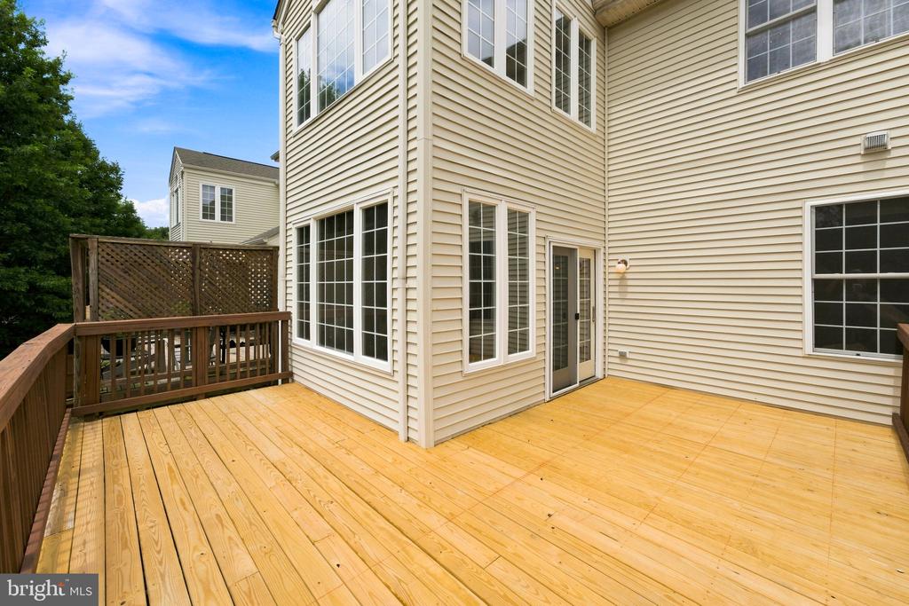 814 MAPLE FLATS TERRACE