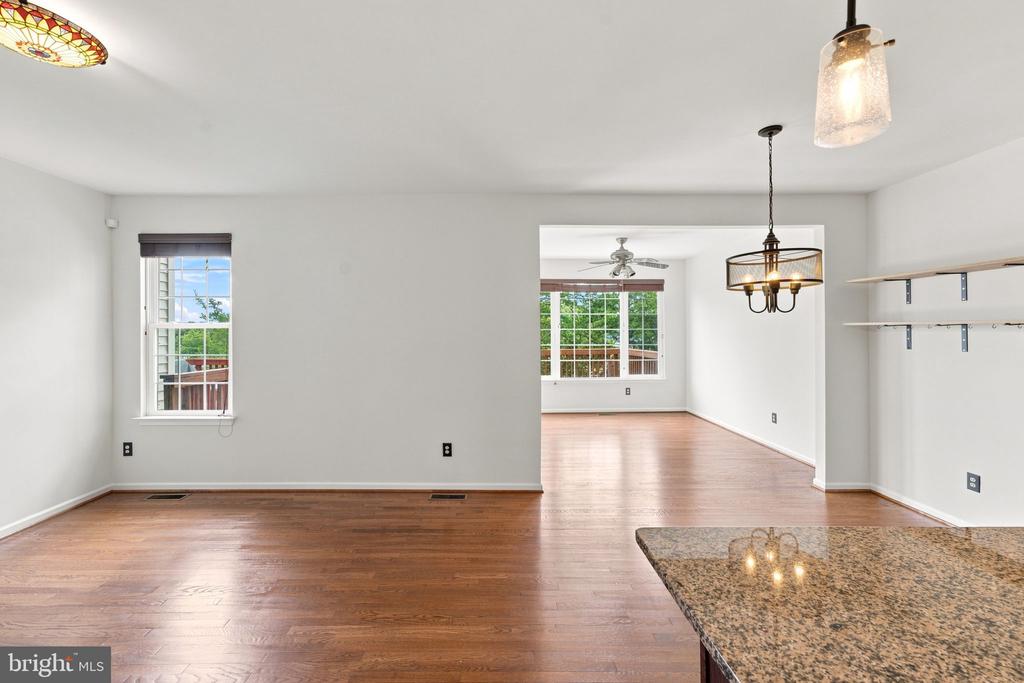 814 MAPLE FLATS TERRACE