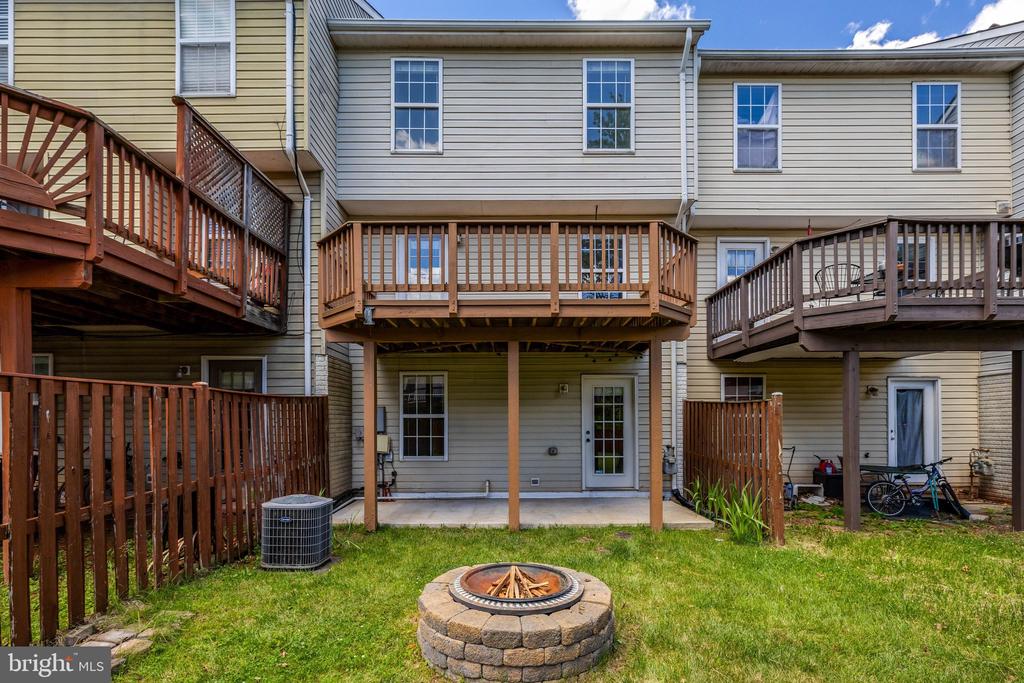 45275 GABLE SQUARE