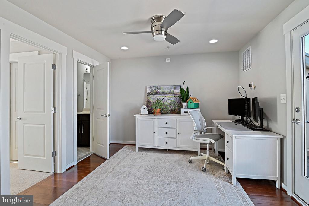 22481 VERDE GATE