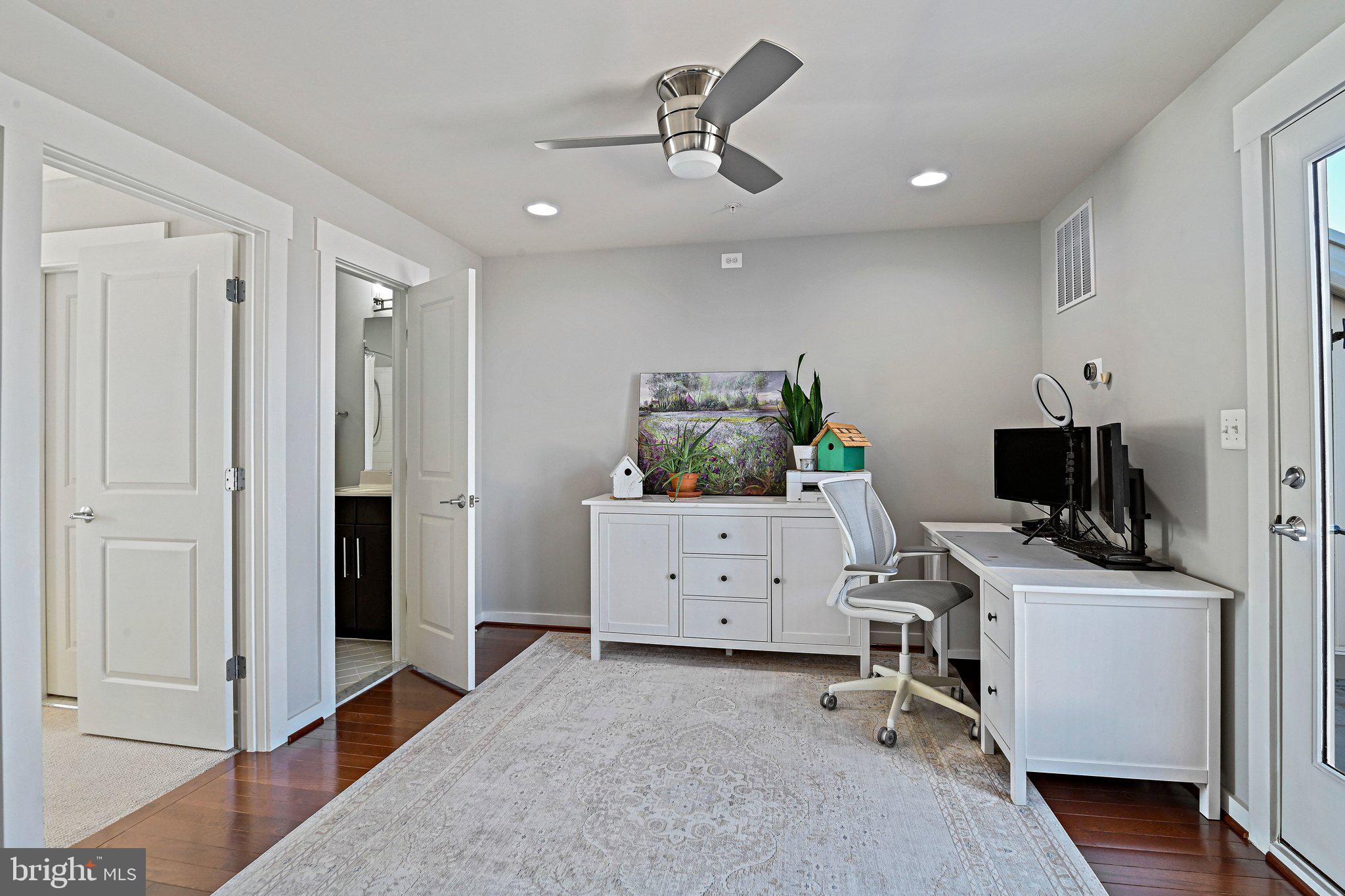 22481 VERDE GATE