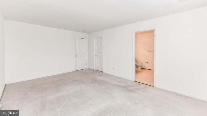21759 LADYSLIPPER SQUARE