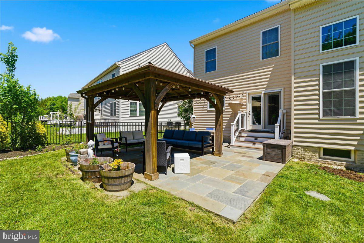 42414 PINE FOREST DRIVE