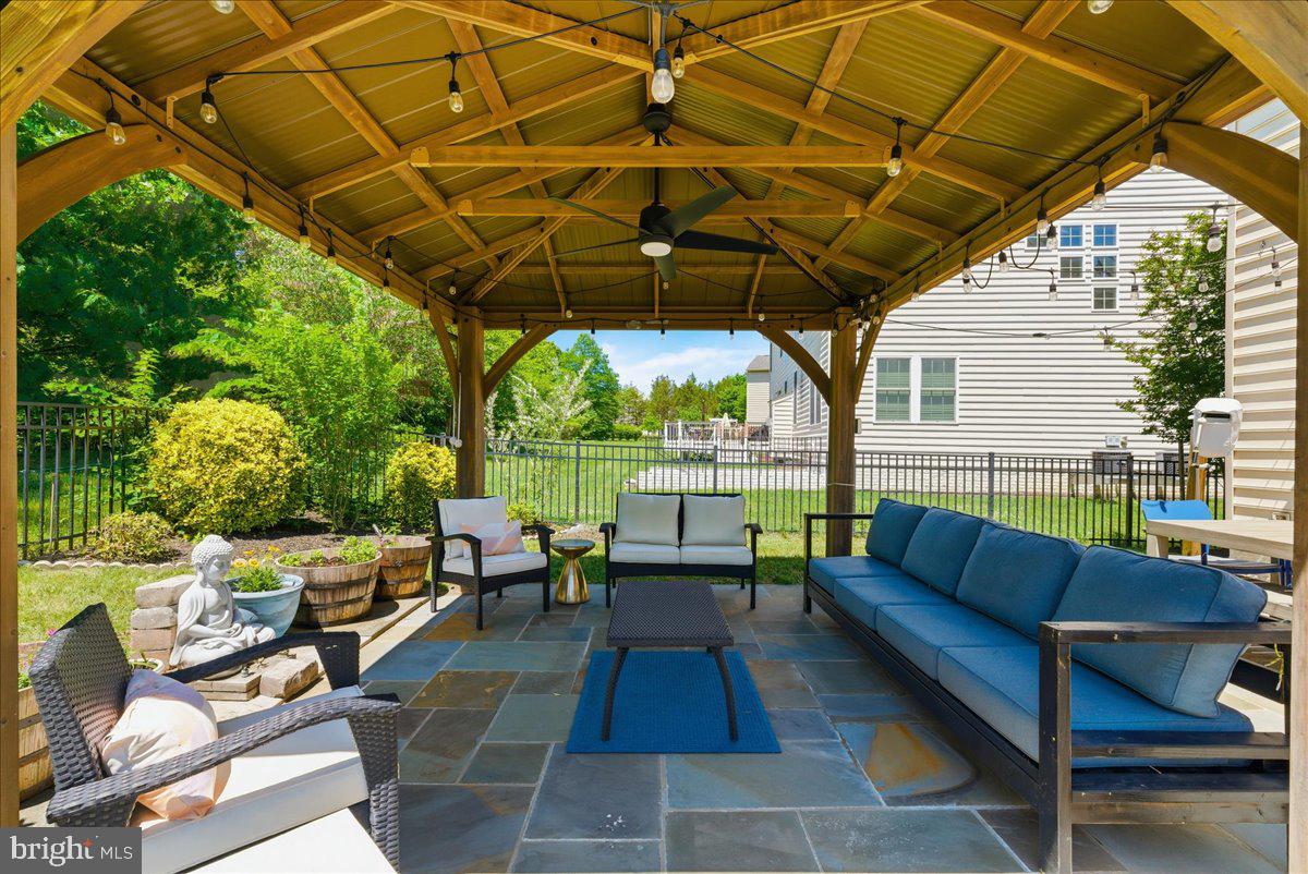 42414 PINE FOREST DRIVE