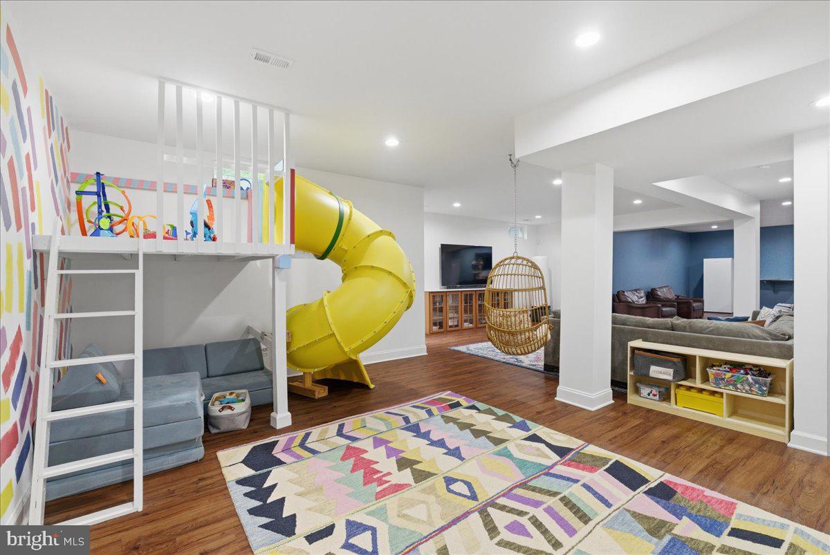 42414 PINE FOREST DRIVE