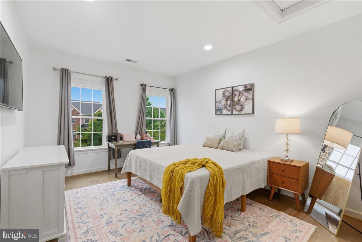 42414 PINE FOREST DRIVE