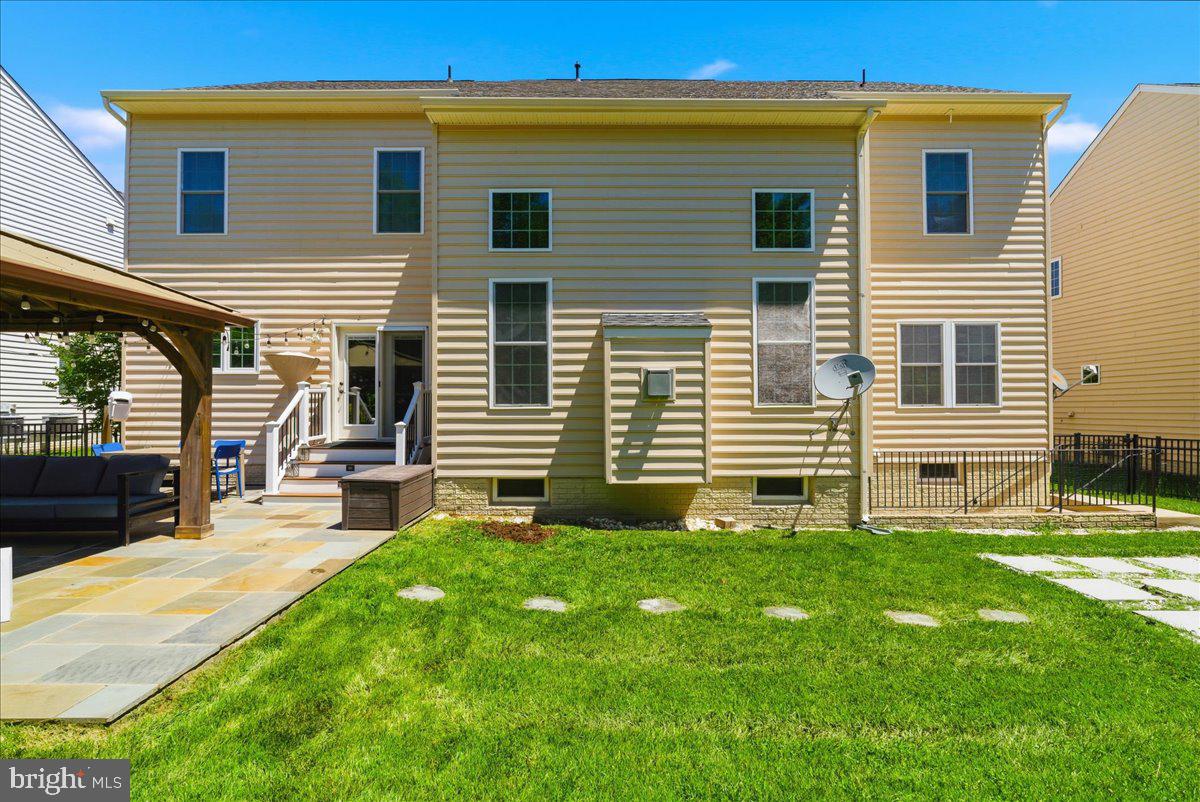 42414 PINE FOREST DRIVE