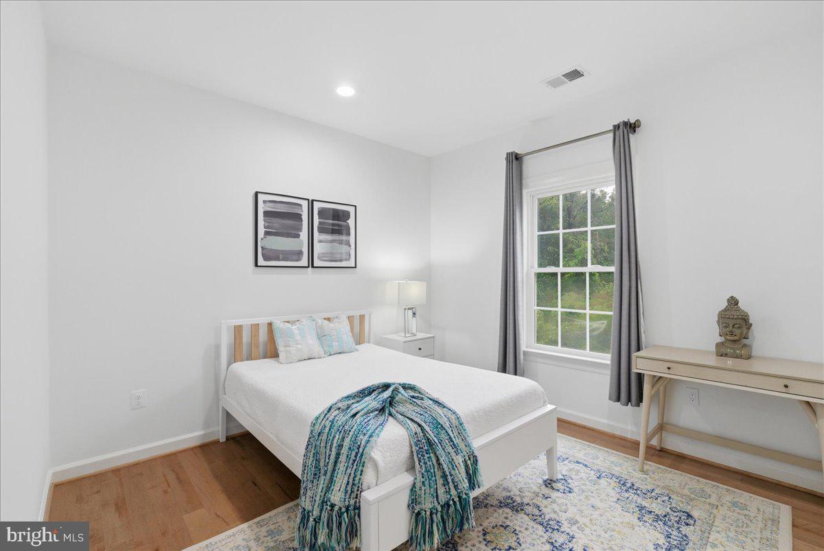 42414 PINE FOREST DRIVE