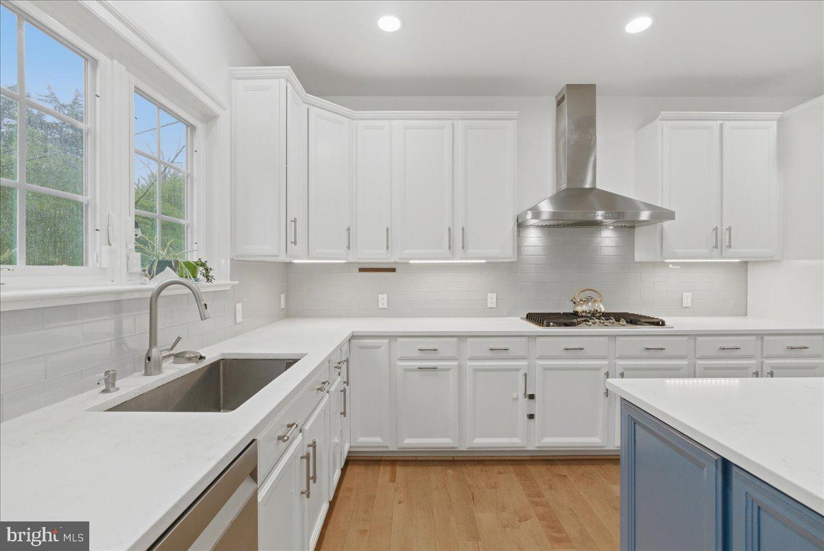 42414 PINE FOREST DRIVE