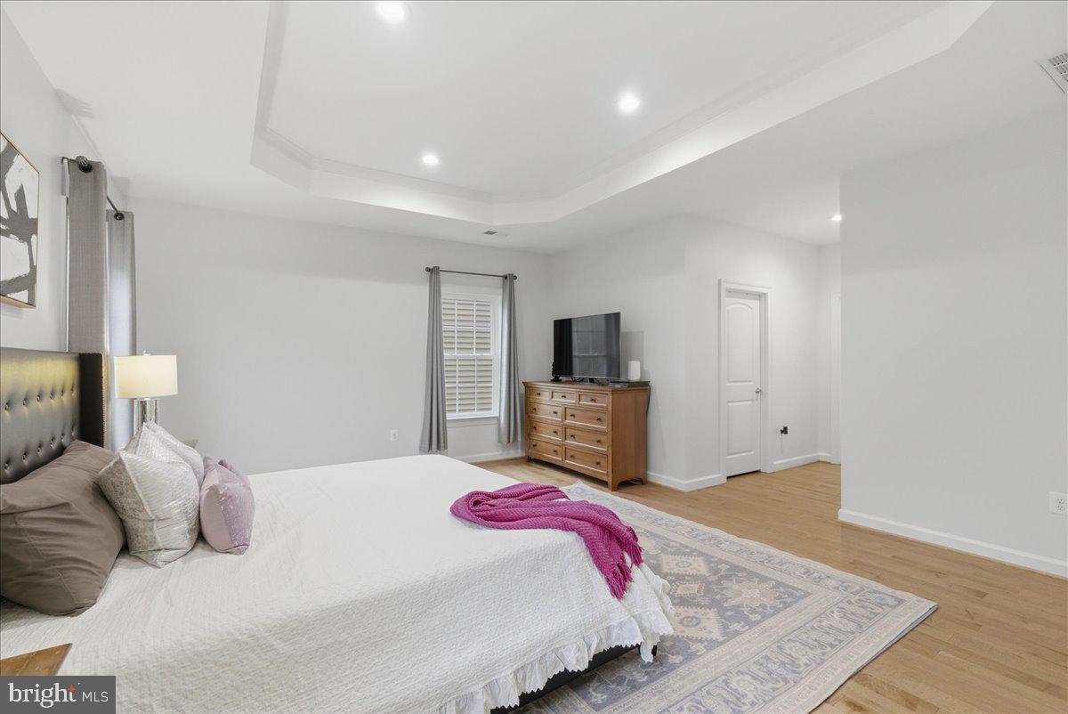 42414 PINE FOREST DRIVE