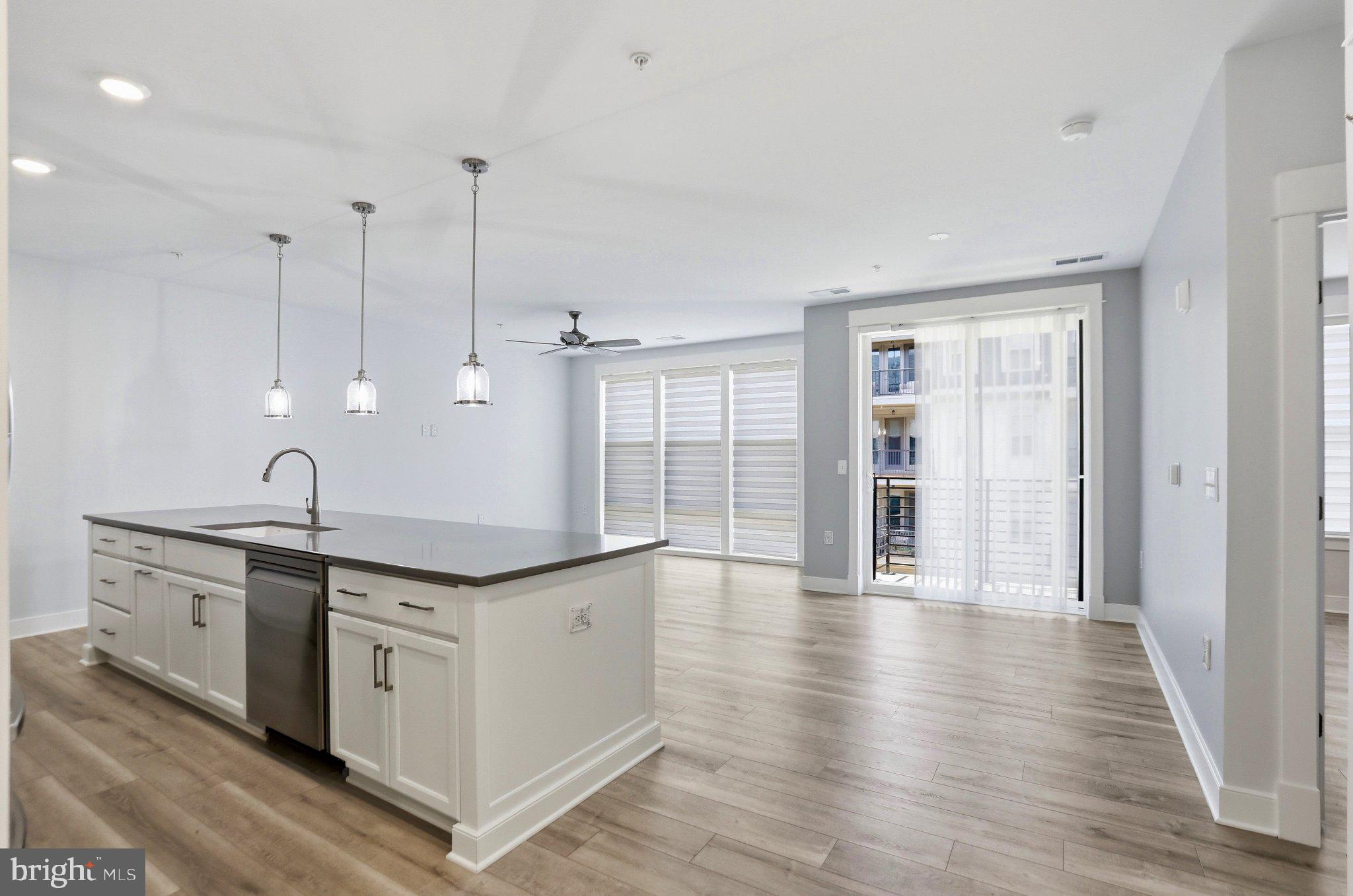 23651 HAVELOCK WALK TERRACE 304