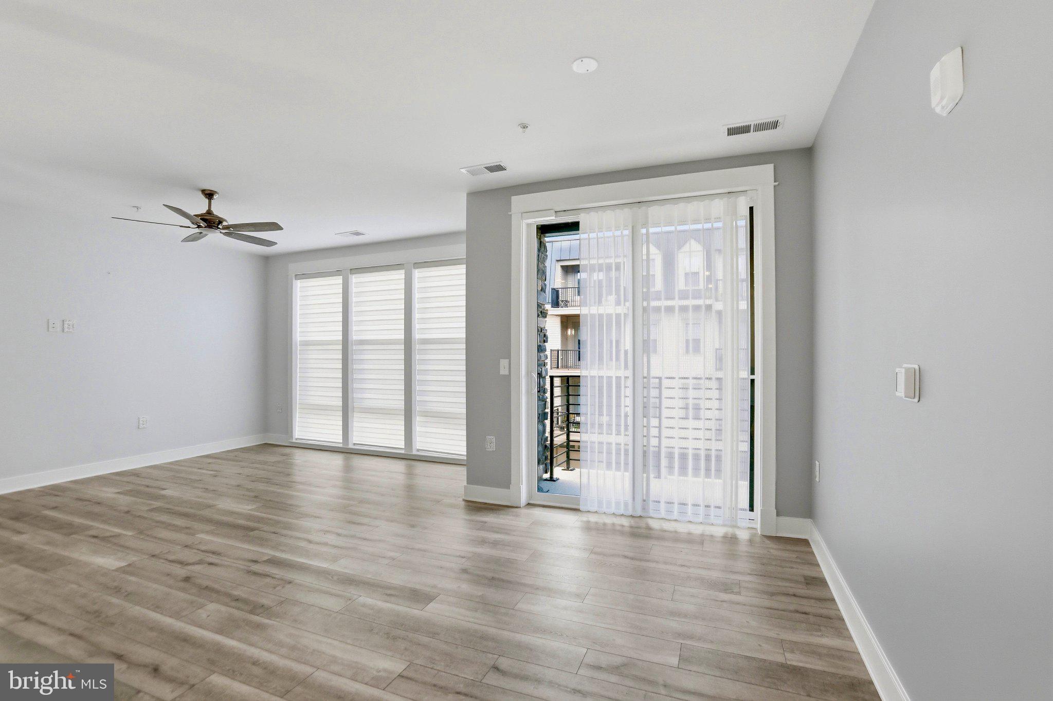 23651 HAVELOCK WALK TERRACE 304
