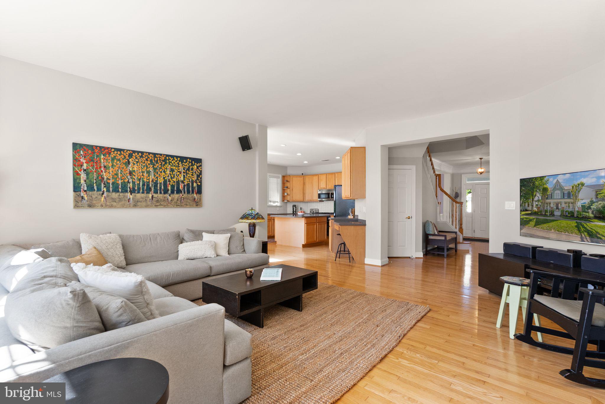 612 GREYSANDS LANE