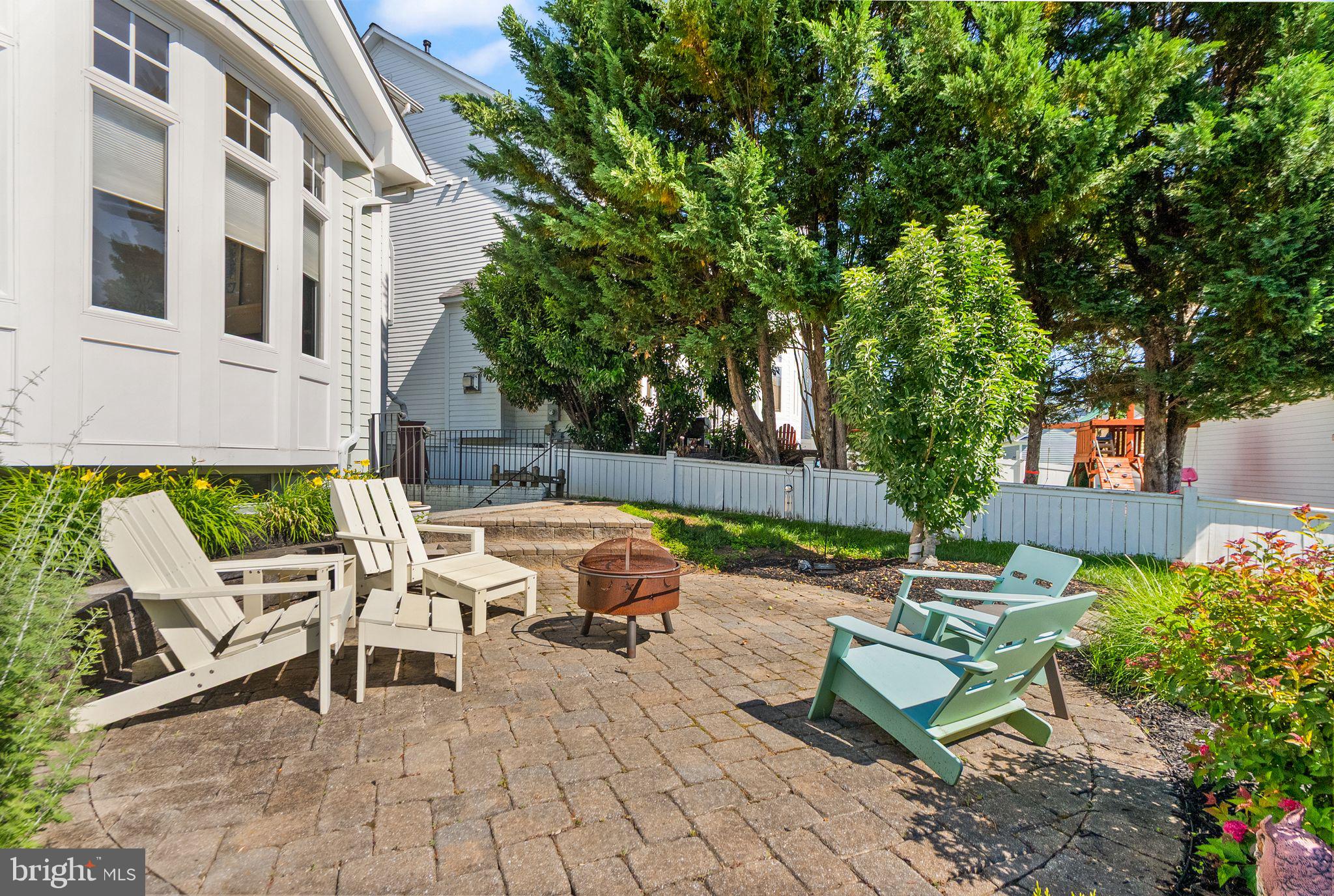 612 GREYSANDS LANE