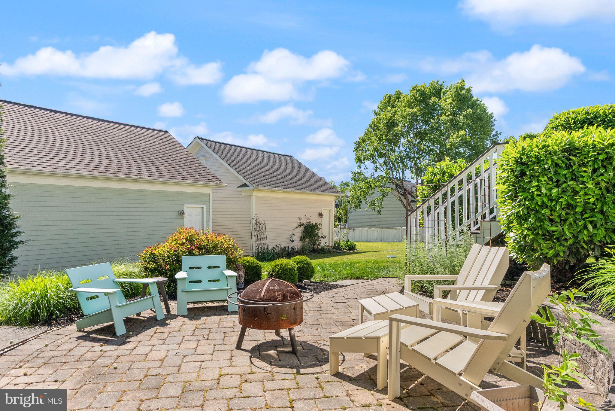 612 GREYSANDS LANE