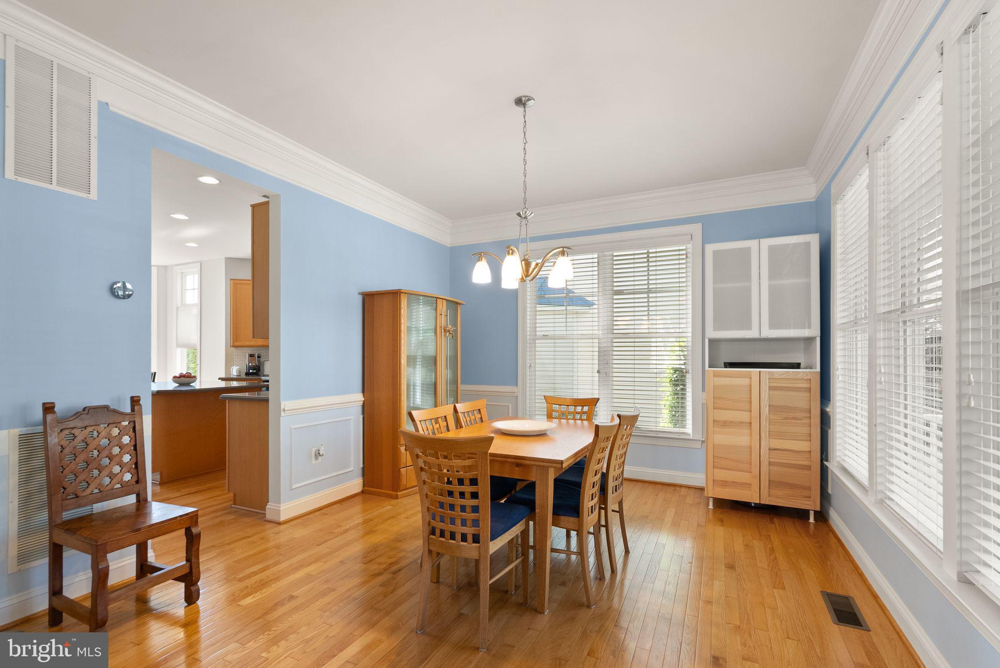 612 GREYSANDS LANE