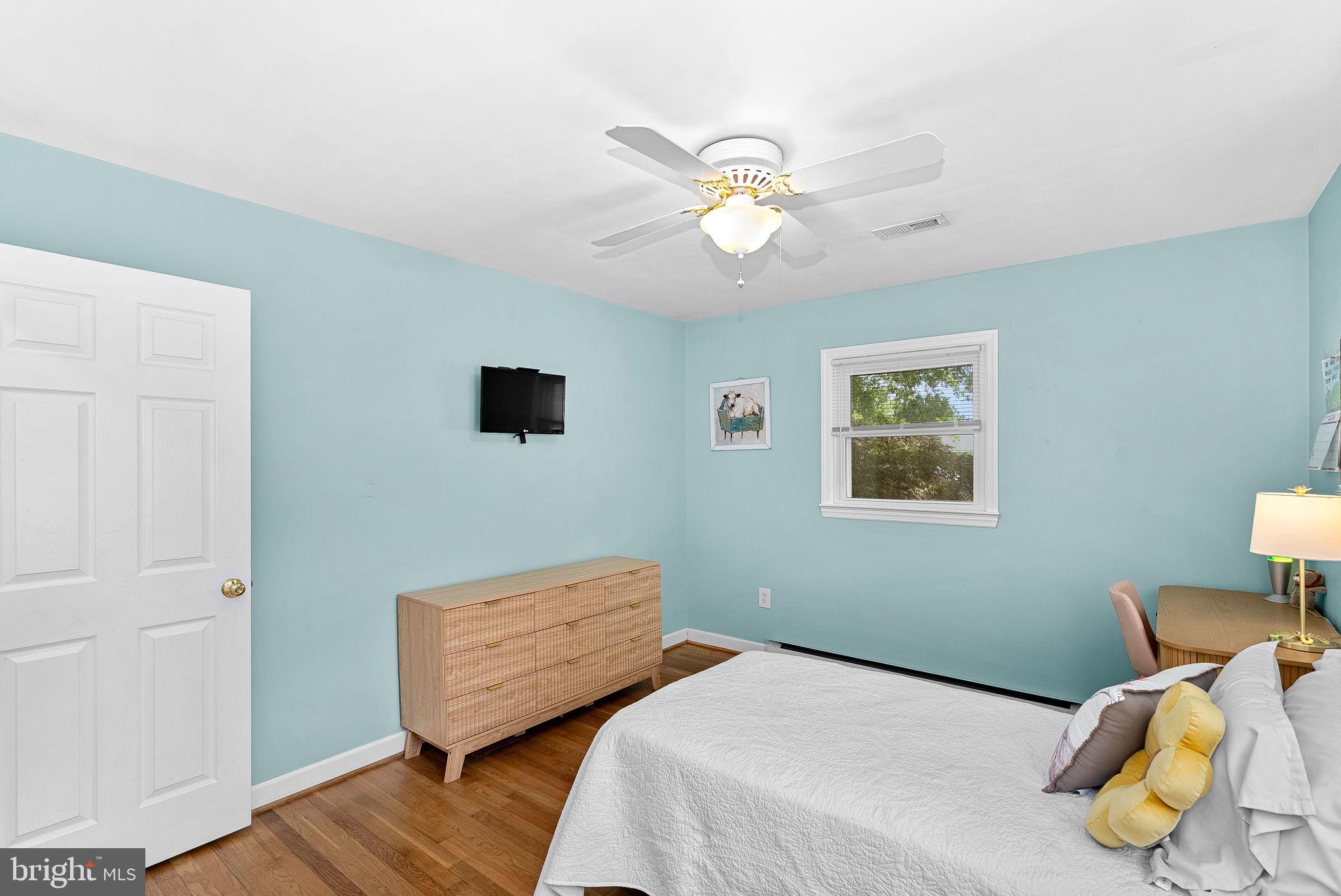 10 HAMILTON TERRACE DRIVE