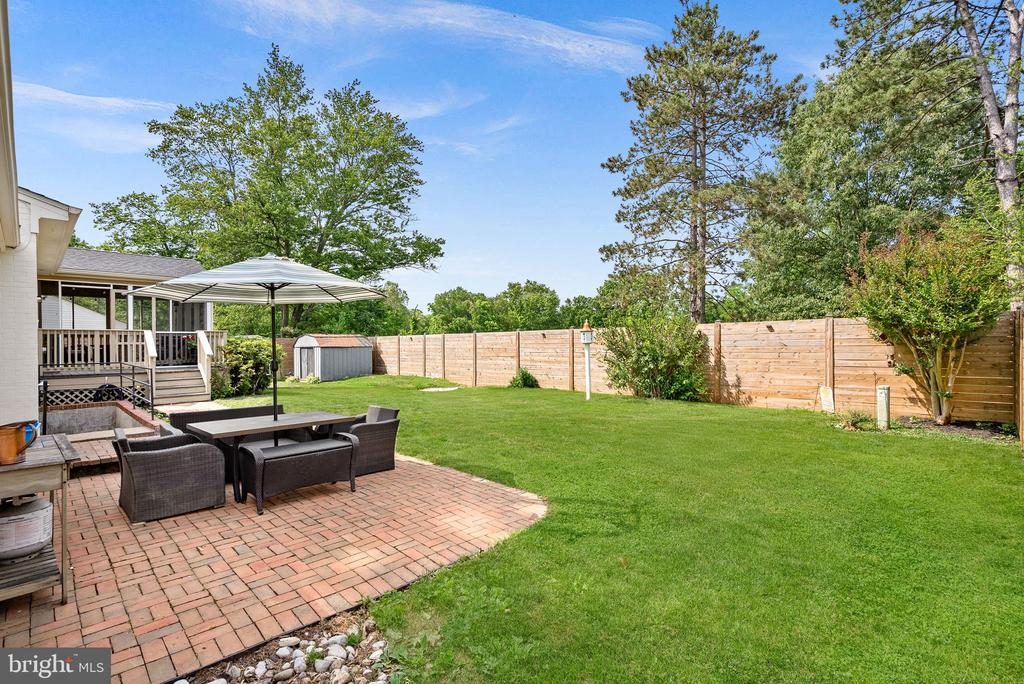 10 HAMILTON TERRACE DRIVE