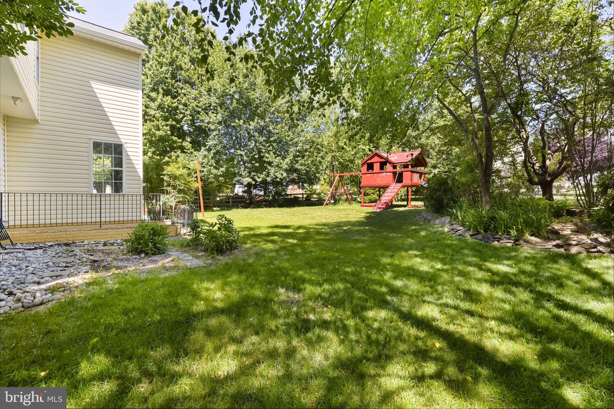 17303 BIGHORN COURT