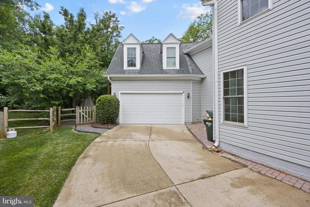 20712 PARKSIDE CIRCLE