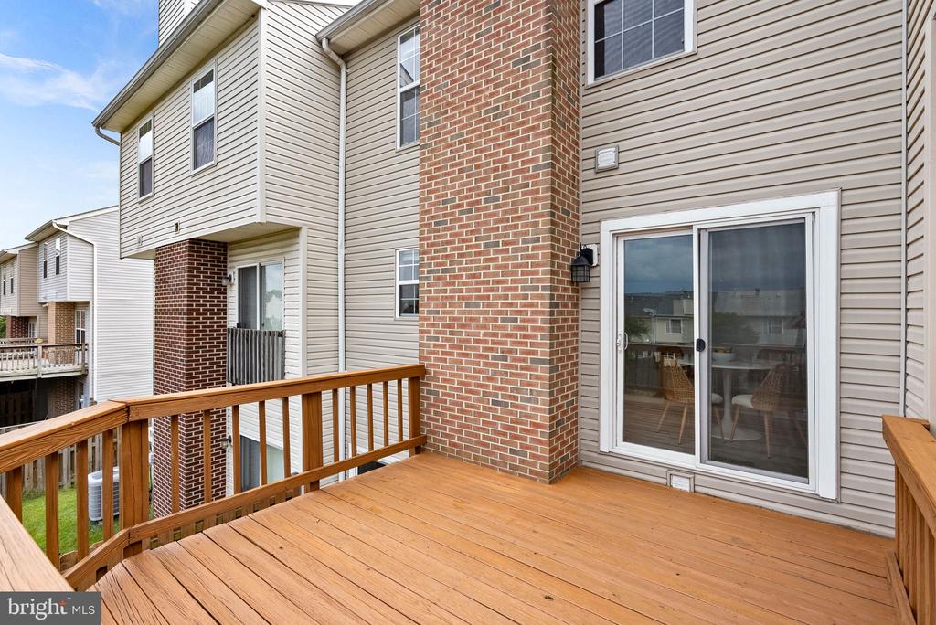 612 TAMMY TERRACE SE