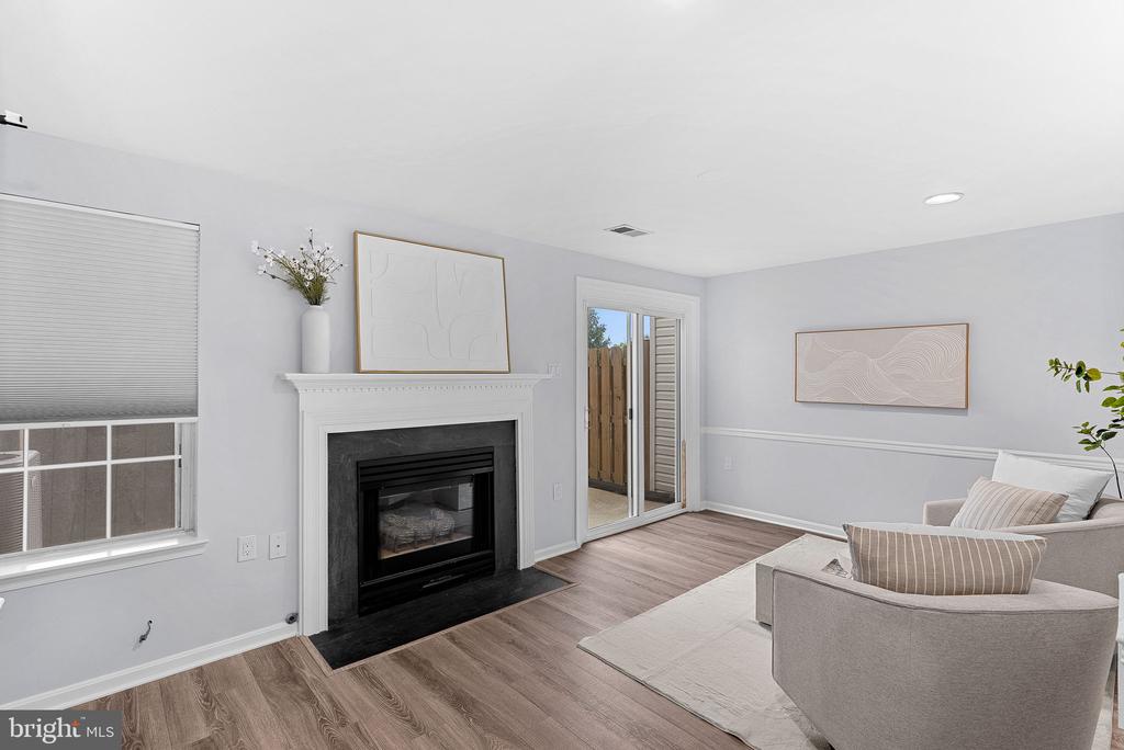 612 TAMMY TERRACE SE