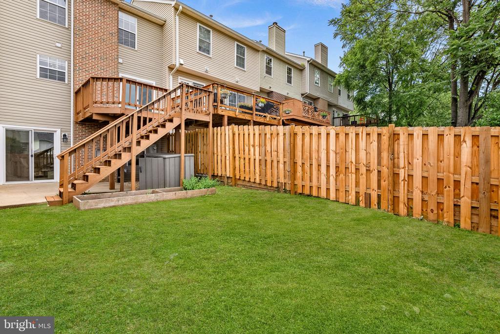 612 TAMMY TERRACE SE