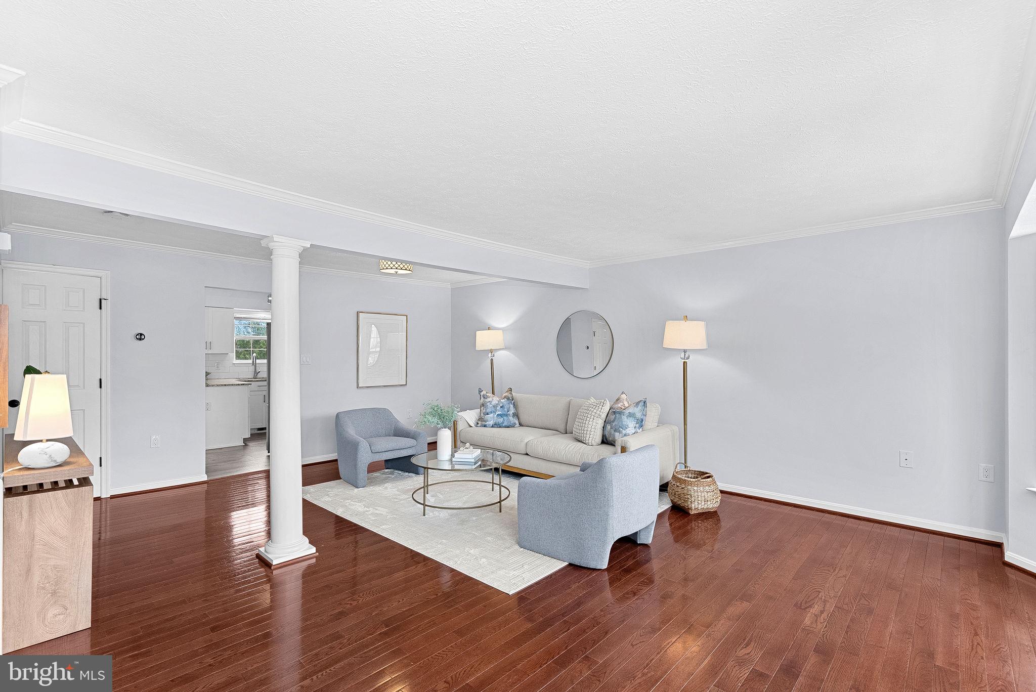 612 TAMMY TERRACE SE