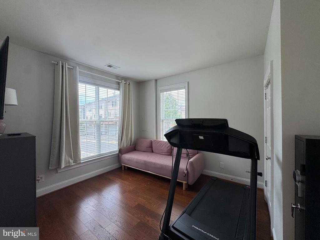 20625 LISTER TERRACE