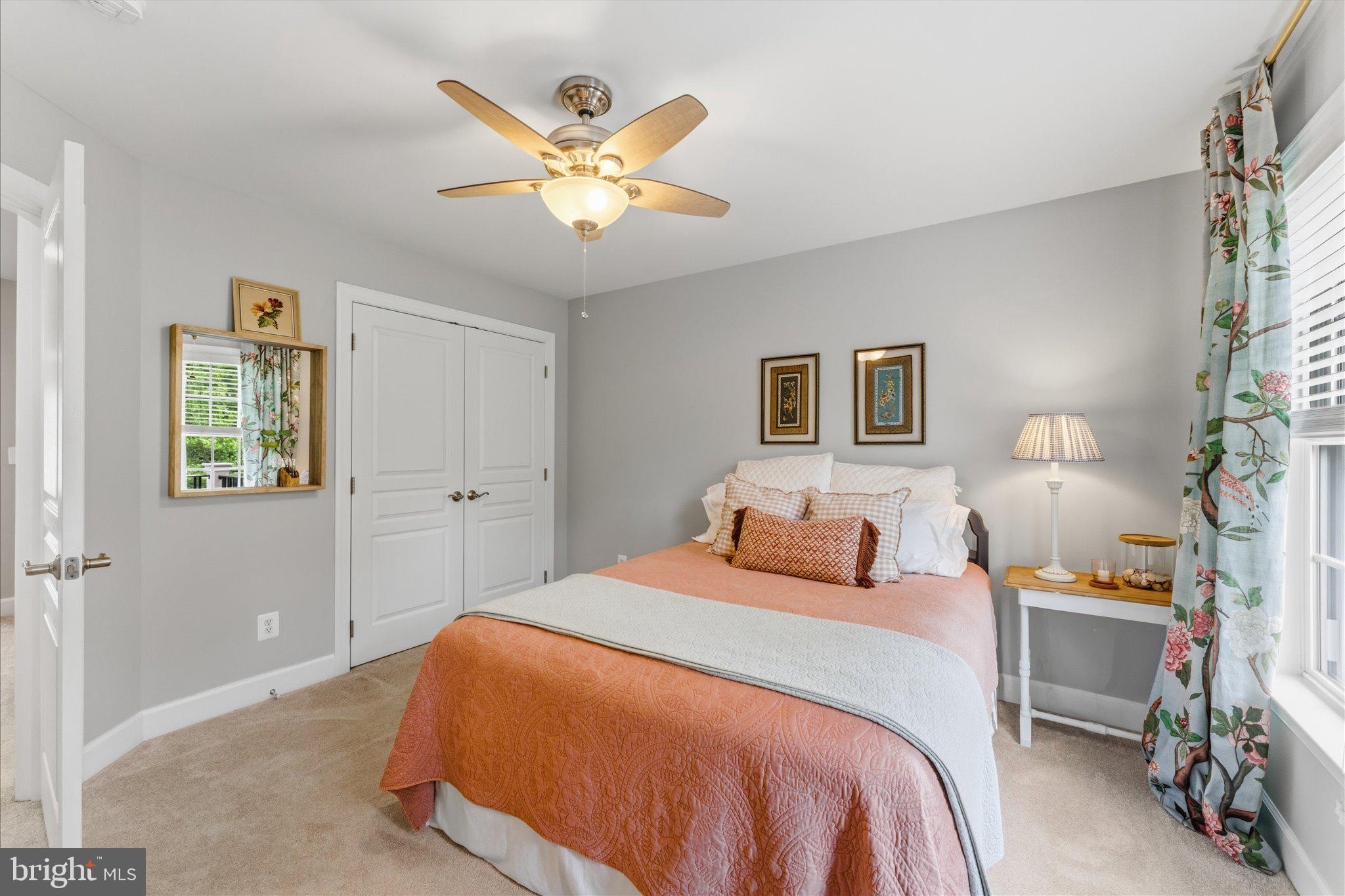 41060 DORATI SQUARE
