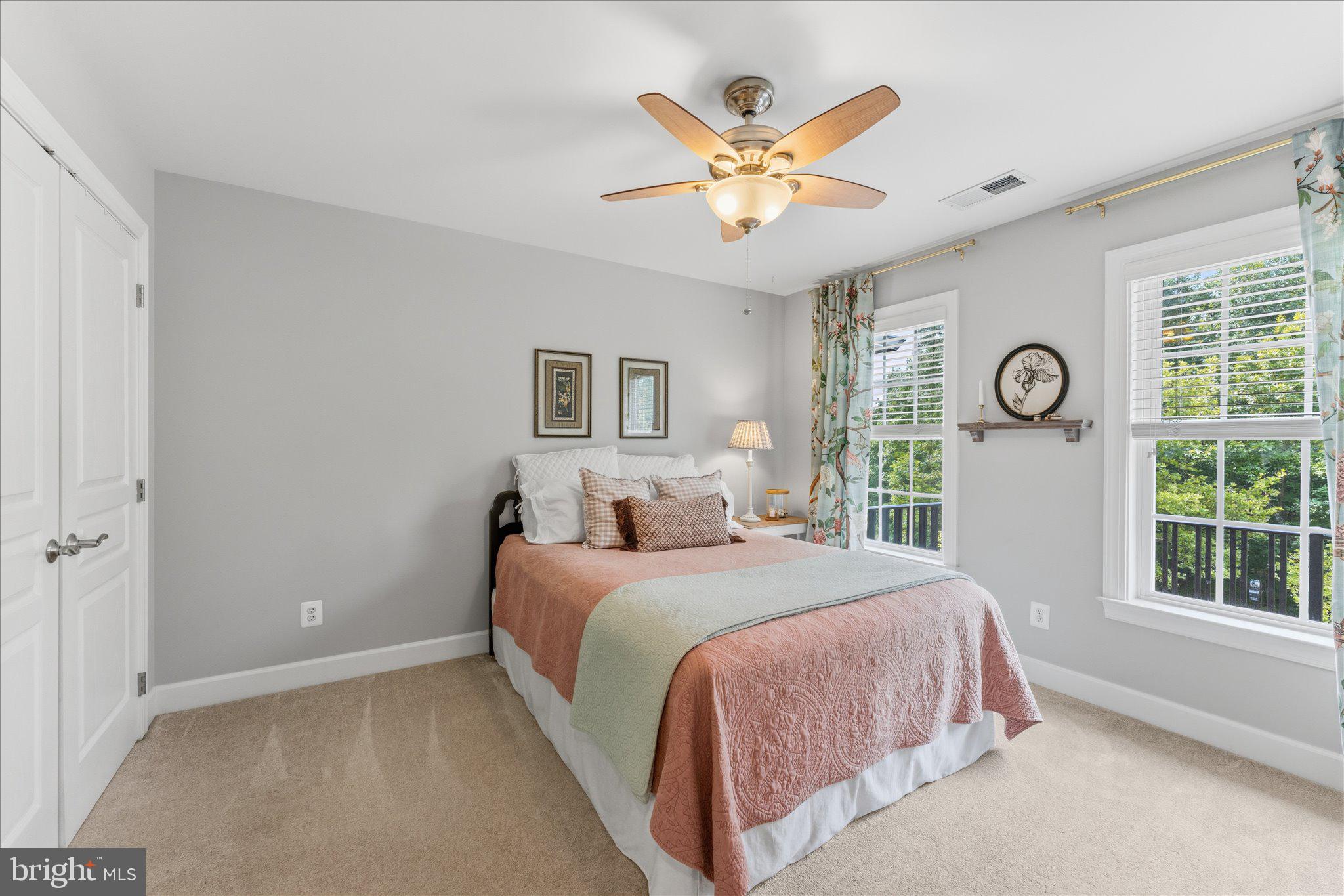 41060 DORATI SQUARE