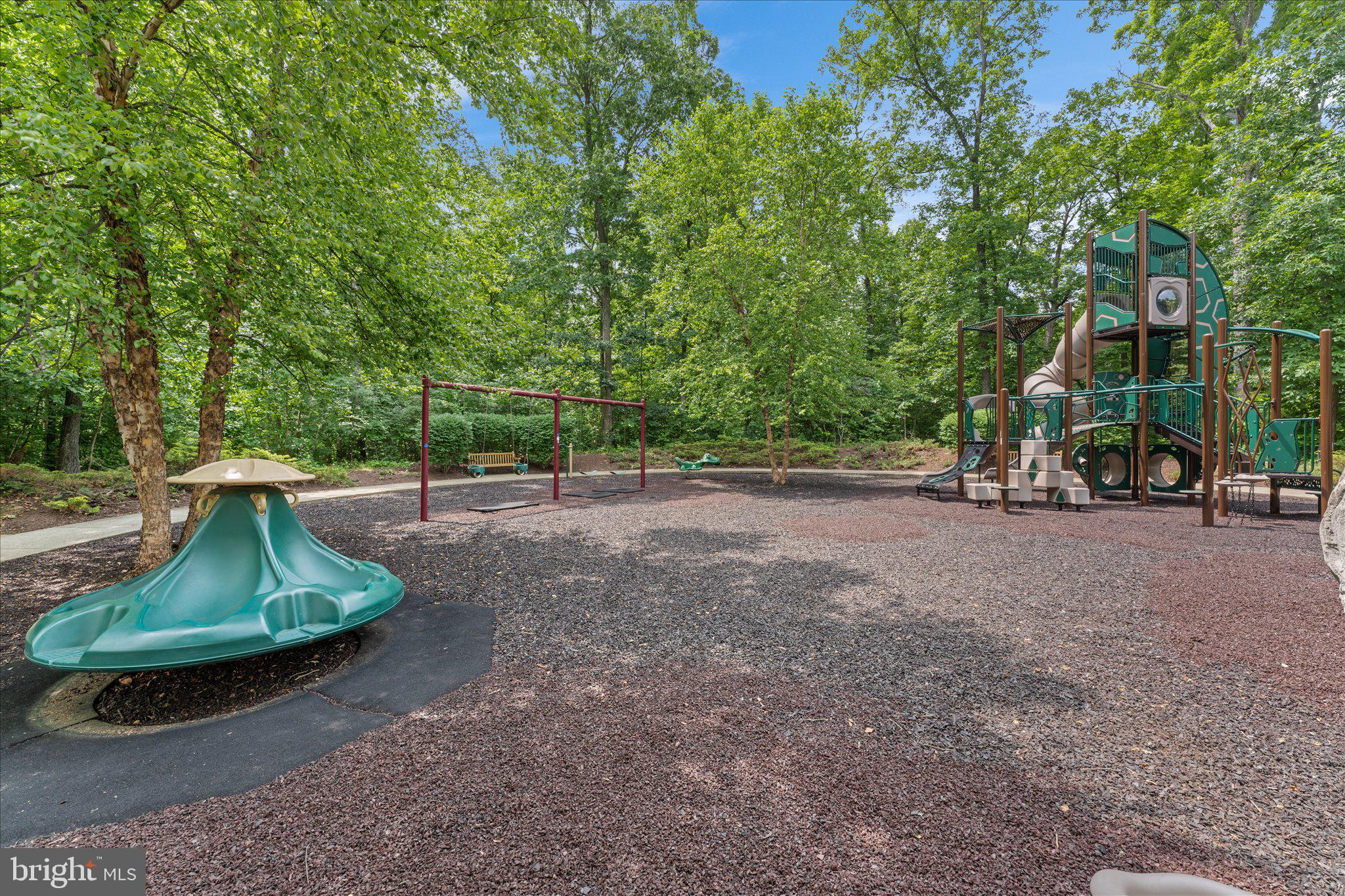 41060 DORATI SQUARE