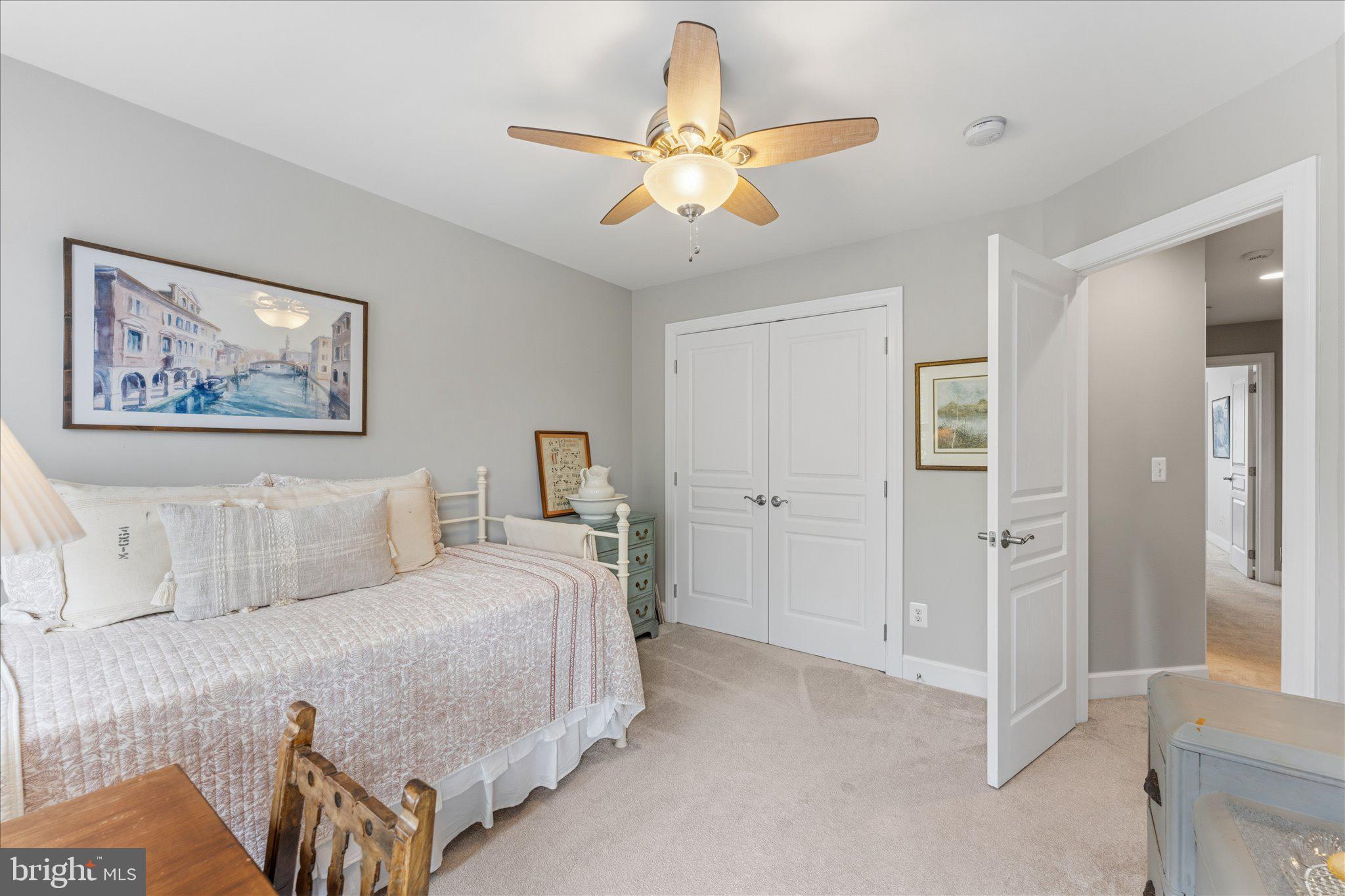 41060 DORATI SQUARE