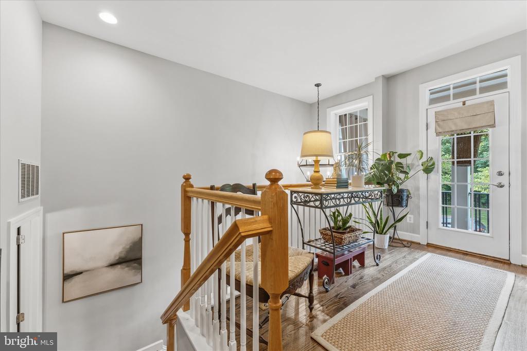 41060 DORATI SQUARE