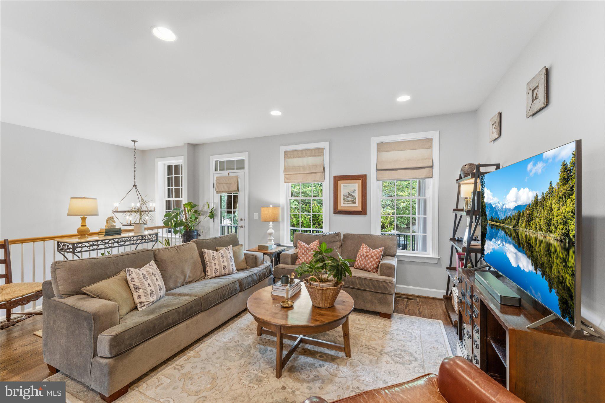41060 DORATI SQUARE