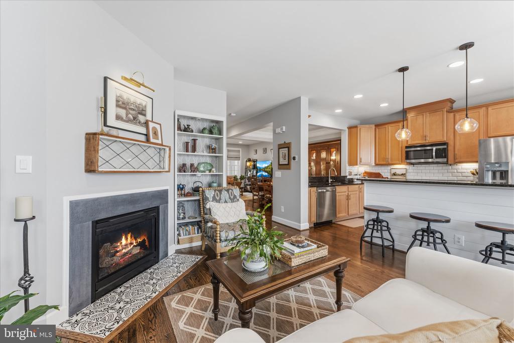 41060 DORATI SQUARE