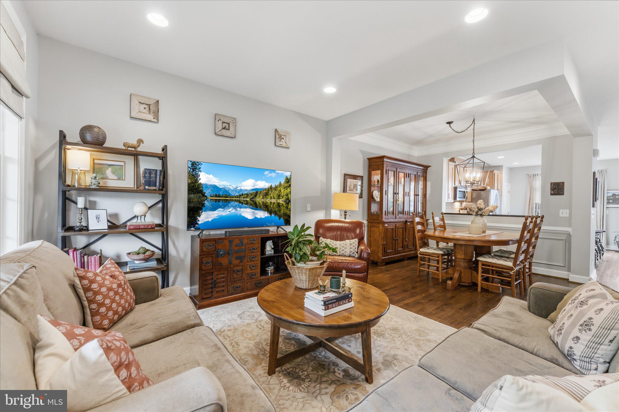41060 DORATI SQUARE
