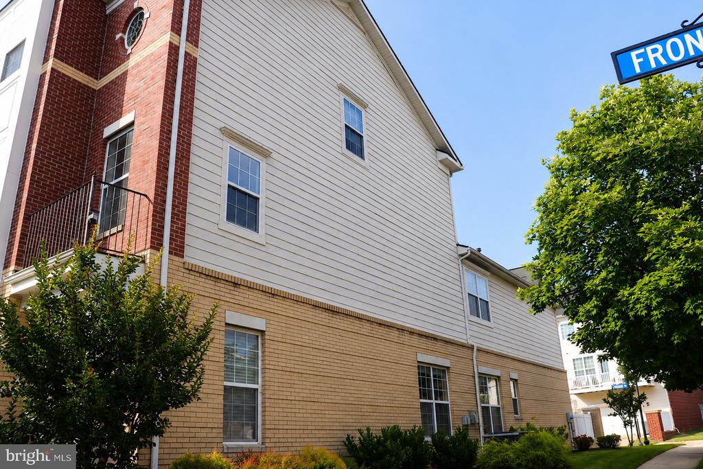 19400 FRONT STREET