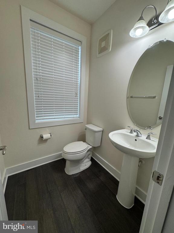 44858 TIVERTON SQUARE