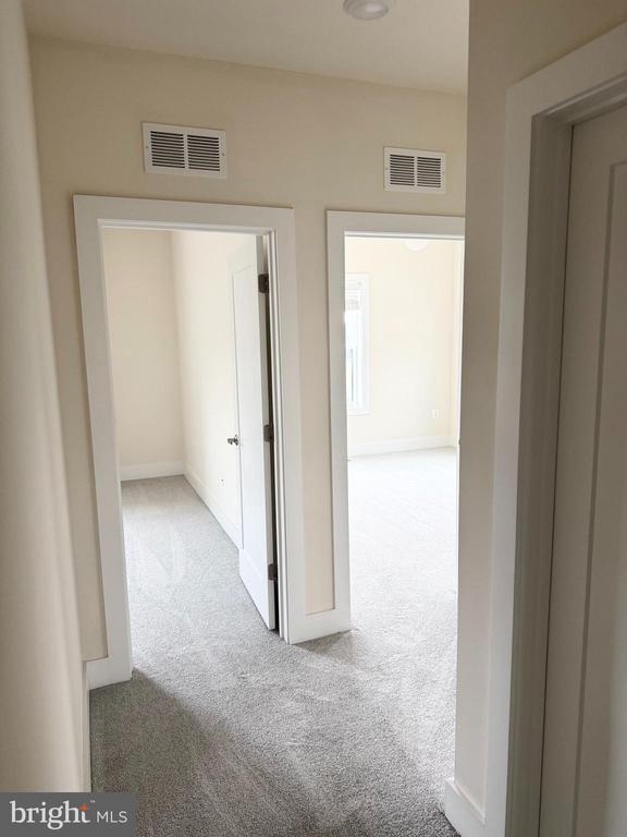 44858 TIVERTON SQUARE