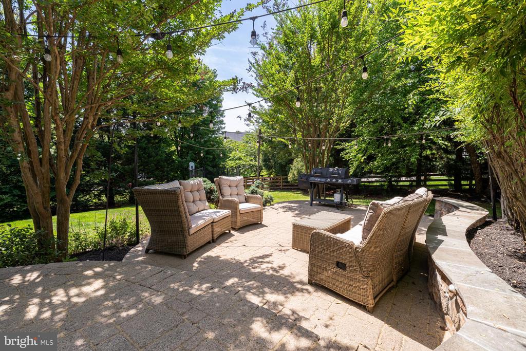 24165 SPRING MEADOW CIRCLE