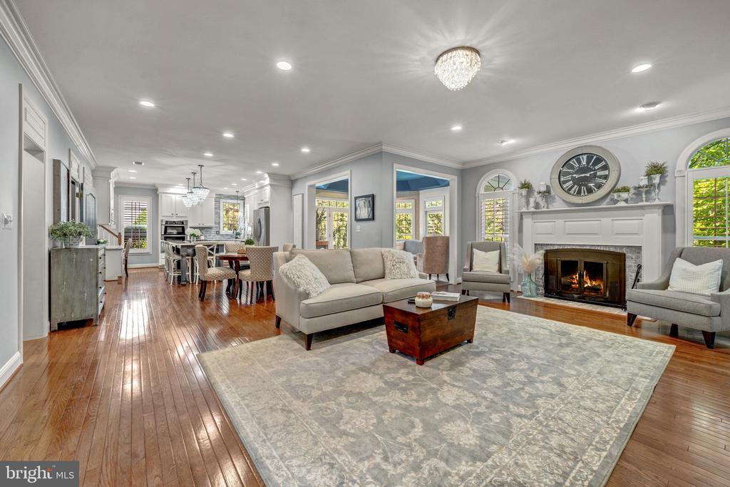 24165 SPRING MEADOW CIRCLE