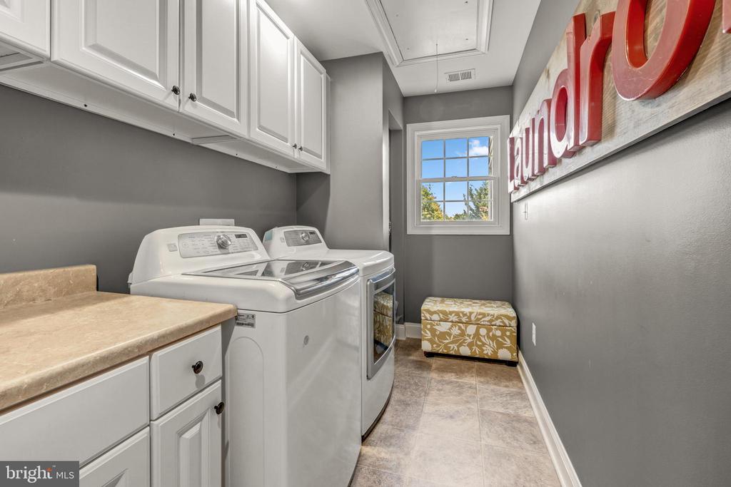 24165 SPRING MEADOW CIRCLE