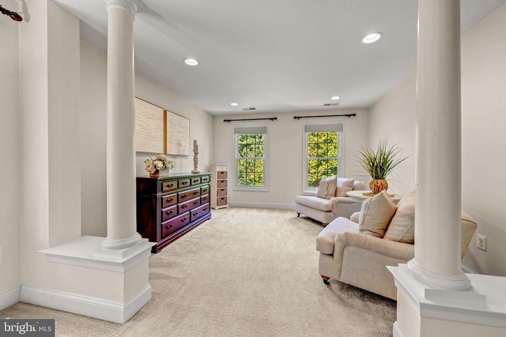 24165 SPRING MEADOW CIRCLE