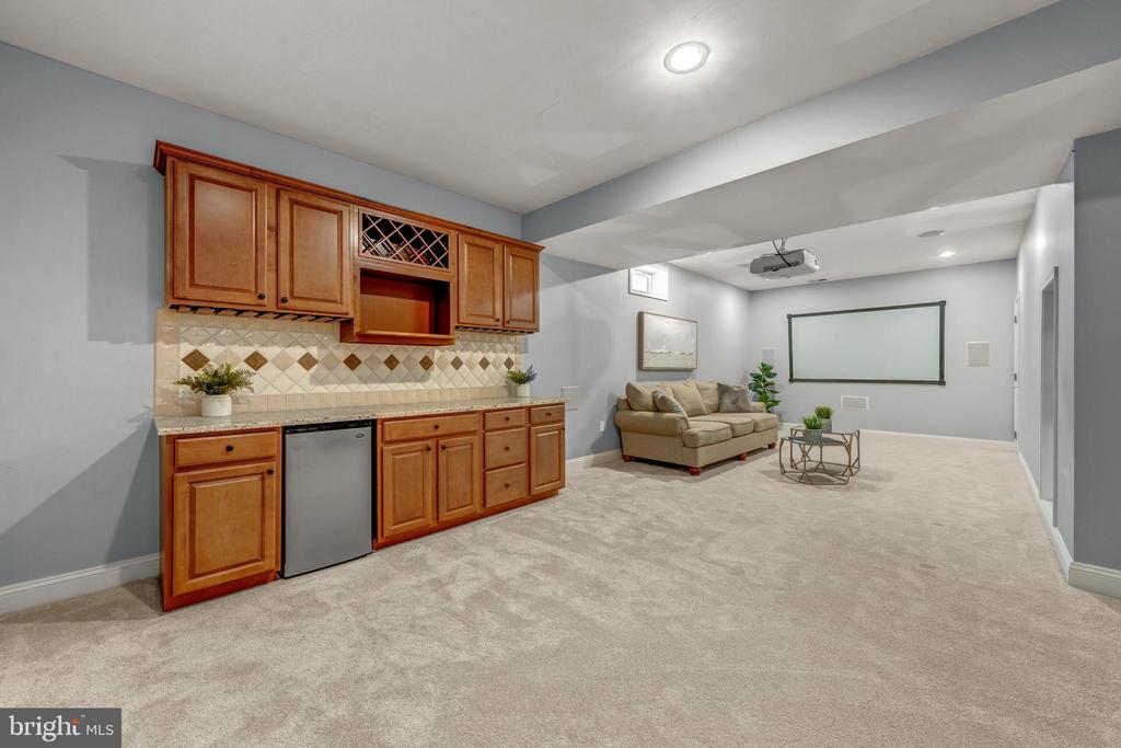 24165 SPRING MEADOW CIRCLE