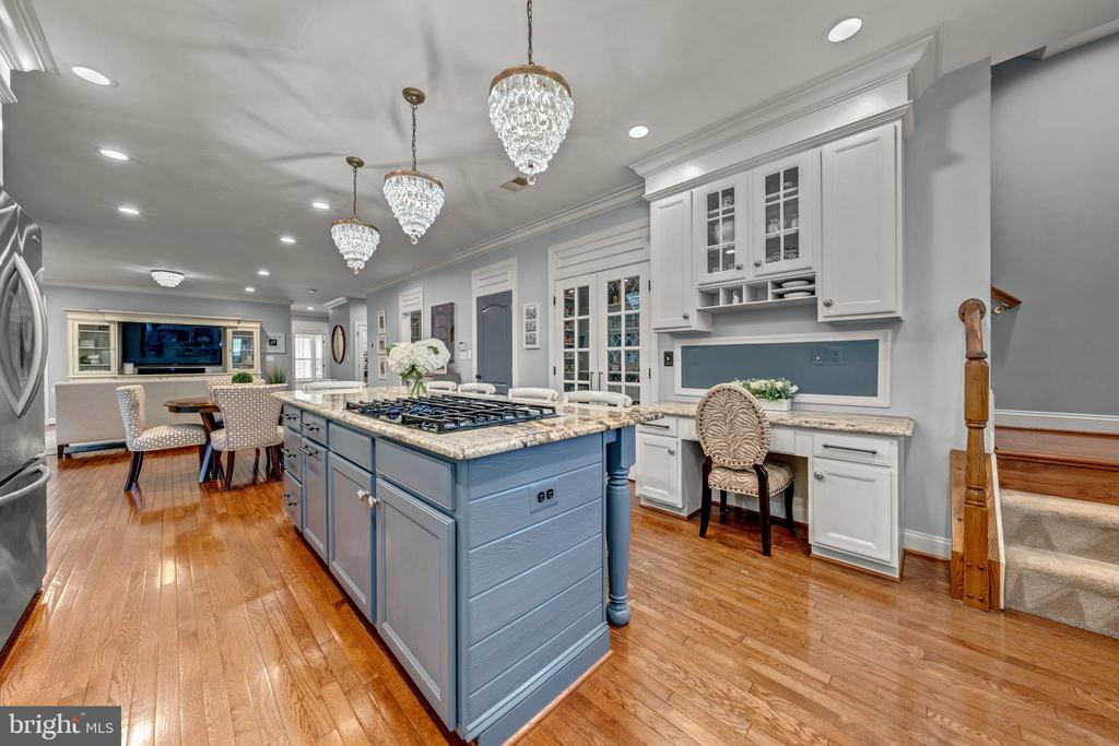 24165 SPRING MEADOW CIRCLE